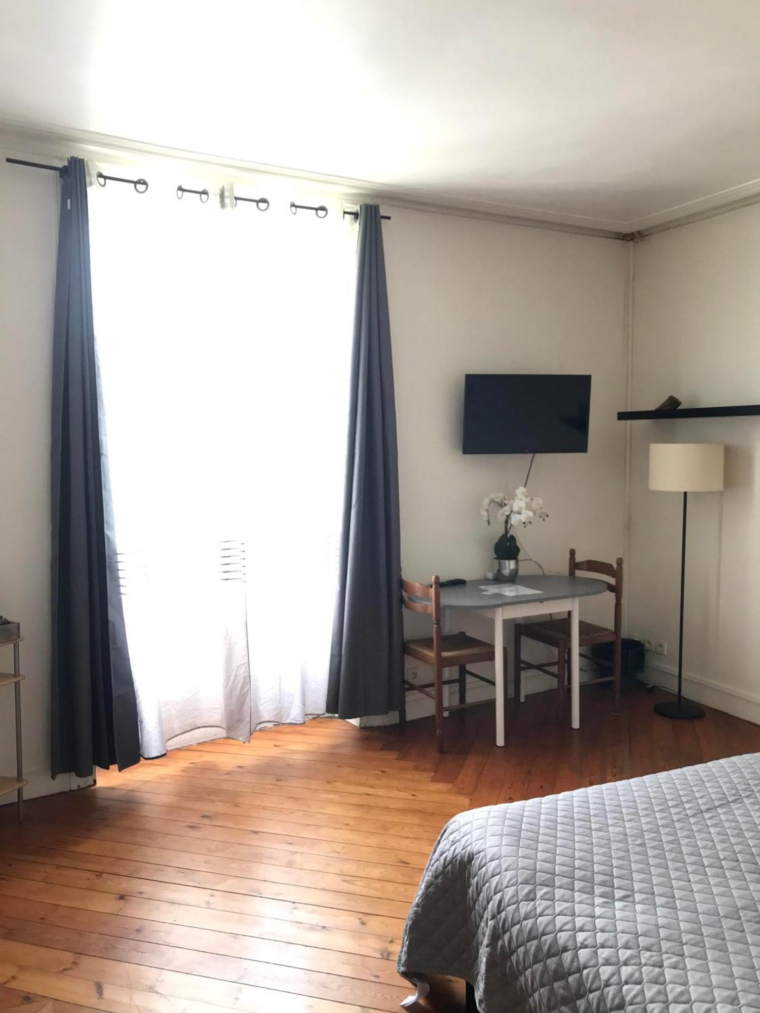 La Maison De Mathilde 阿朗松 外观 照片